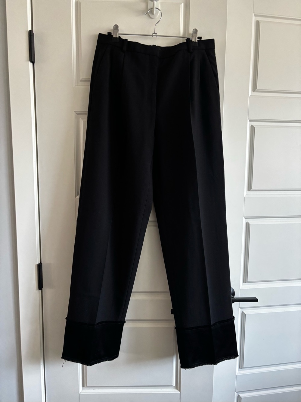 Theory Wool Tuxedo Trouser with Satin Fray Cuff Straight Wide Leg Size 4 - Picture 2 of 7